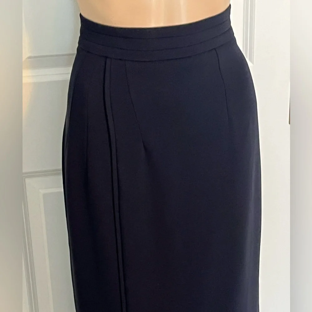 The Fold Le Marais pleated Navy Pencil Skirt - Picture 3 of 5